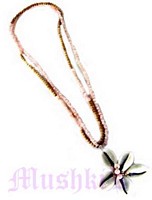 streach necklace - click here for large view